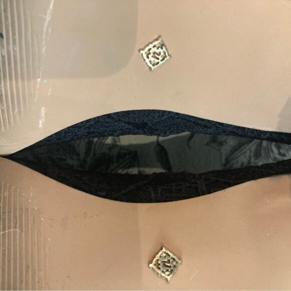 NANETTE LEPORE Sz 6 Kady Lace Upper Zipper Closure Kitten Heel Booties - Picture 11 of 11